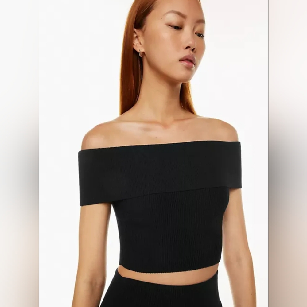 Babaton sculpt knit off-shoulder Top Ribbed In Ube Purple size XS - Picture 2 of 4